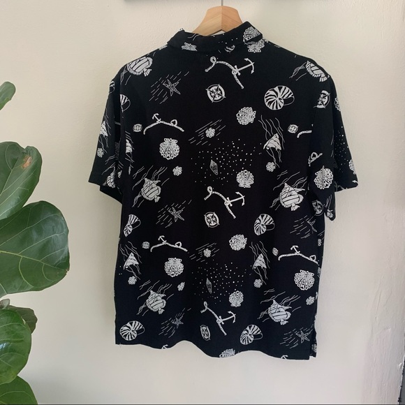 100% Cotton Seashell Button Up - Picture 7 of 8